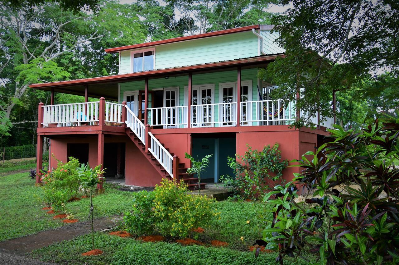 Vanilla Hills Resort Сан-Игнасио Экстерьер фото